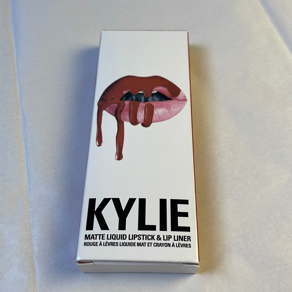 Kylie matte liquid lipstick and liner in pumpkin